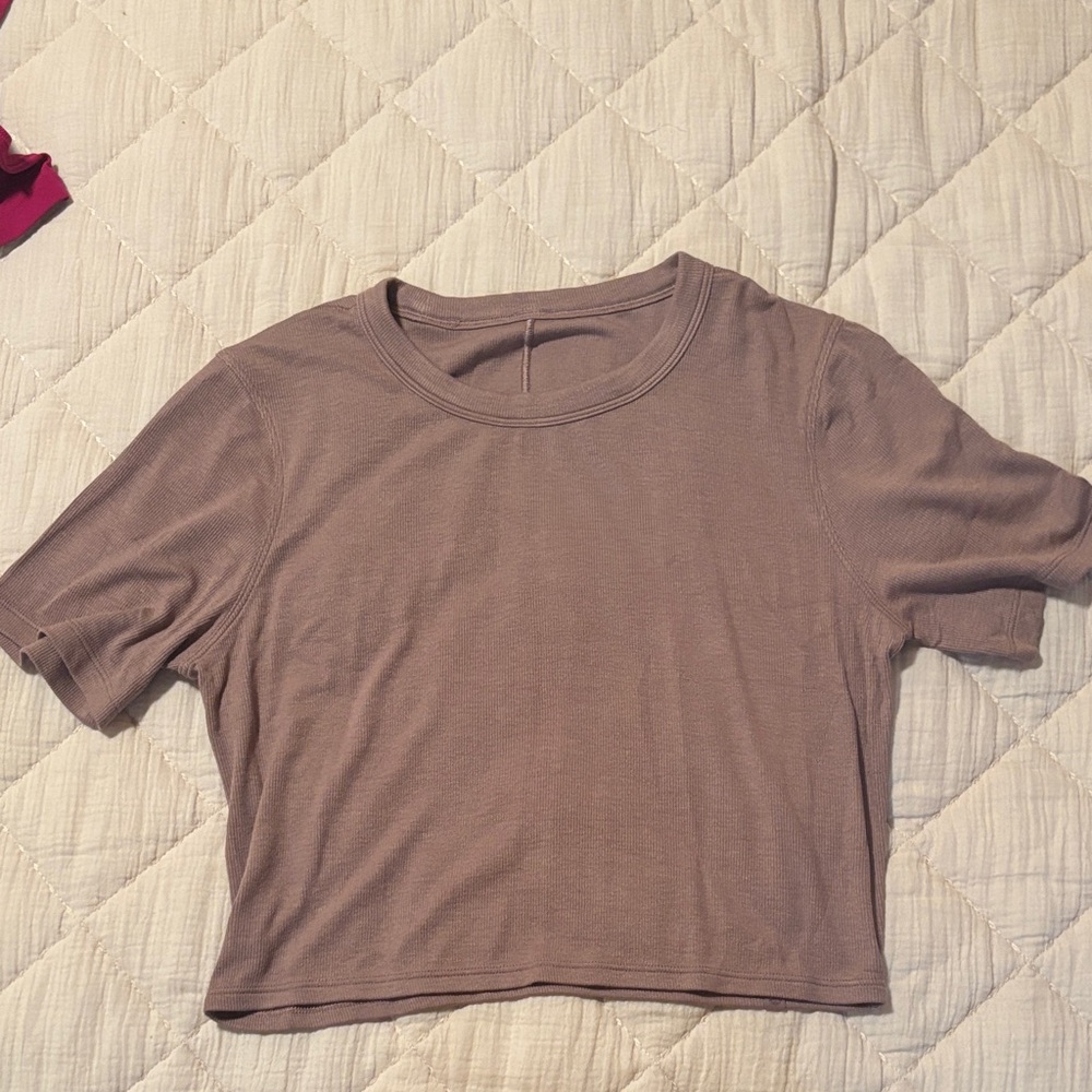 Lululemon Hold Tight Straight-Hem Cropped T-Shirt